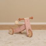 Triciclo de madera rosa - Imagen 4