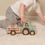 Tractor con trailer pequeña granja - Imagen 2