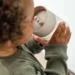 Taza de aprendizaje 360 Celebration sand - Imagen 4