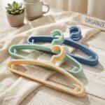 Pack de 6 perchas infantiles azul - Imagen 2